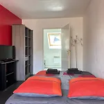 Jolie Colombe, Maison 3 Ch 2 Sdb Beau Jardin Terrasse Amenagee A 15 Mn A Pied De La Du Centre En Bessin Proche Golf Et D'omaha Et Bayeux Port-en-Bessin-Huppain