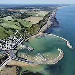 Jolie Colombe, Maison 3 Ch 2 Sdb Beau Jardin Terrasse Amenagee A 15 Mn A Pied De La Du Centre En Bessin Proche Golf Et D'omaha Et Bayeux Port-en-Bessin-Huppain