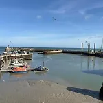 Jolie Colombe, Maison 3 Ch 2 Sdb Beau Jardin Terrasse Amenagee A 15 Mn A Pied De La Du Centre En Bessin Proche Golf Et D'omaha Et Bayeux Port-en-Bessin-Huppain