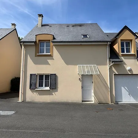 Jolie Colombe, Maison 3 Ch 2 Sdb Beau Jardin Terrasse Amenagee A 15 Mn A Pied De La Du Centre En Bessin Proche Golf Et D'omaha Et Bayeux بورت-أون-بيسين-هوباين