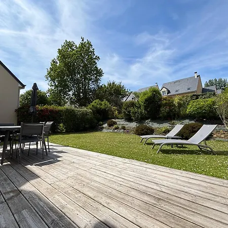 Jolie Colombe, Maison 3 Ch 2 Sdb Beau Jardin Terrasse Amenagee A 15 Mn A Pied De La Du Centre En Bessin Proche Golf Et D'omaha Et Bayeux Port-en-Bessin-Huppain