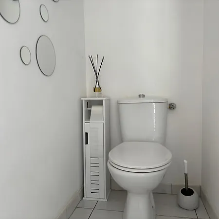 بيت للعطل Jolie Colombe, Maison 3 Ch 2 Sdb Beau Jardin Terrasse Amenagee A 15 Mn A Pied De La Du Centre En Bessin Proche Golf Et D'omaha Et Bayeux بورت-أون-بيسين-هوباين