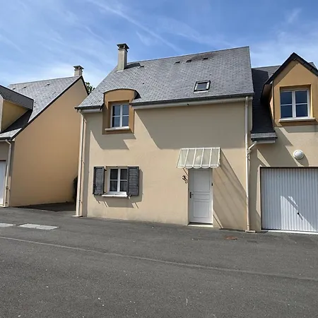 بيت للعطل Jolie Colombe, Maison 3 Ch 2 Sdb Beau Jardin Terrasse Amenagee A 15 Mn A Pied De La Du Centre En Bessin Proche Golf Et D'omaha Et Bayeux *