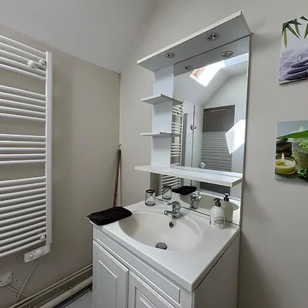 Jolie Colombe, Maison 3 Ch 2 Sdb Beau Jardin A 15 Mn A Pied De La Et Centre En Bessin Proche Omaha Et Bayeux