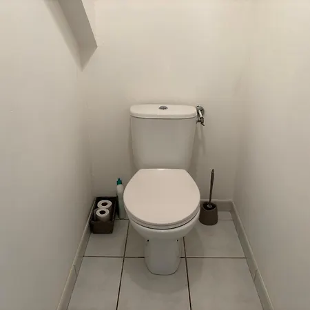 بيت للعطل Jolie Colombe, Maison 3 Ch 2 Sdb Beau Jardin Terrasse Amenagee A 15 Mn A Pied De La Du Centre En Bessin Proche Golf Et D'omaha Et Bayeux