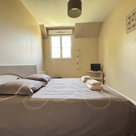 Jolie Colombe, Maison 3 Ch 2 Sdb Beau Jardin A 15 Mn A Pied De La Et Centre En Bessin Proche Omaha Et Bayeux Port-en-Bessin-Huppain