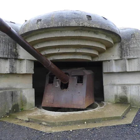 Jolie Colombe, Maison 3 Ch 2 Sdb Beau Jardin Terrasse Amenagee A 15 Mn A Pied De La Du Centre En Bessin Proche Golf Et D'omaha Et Bayeux Prázdninový dům *