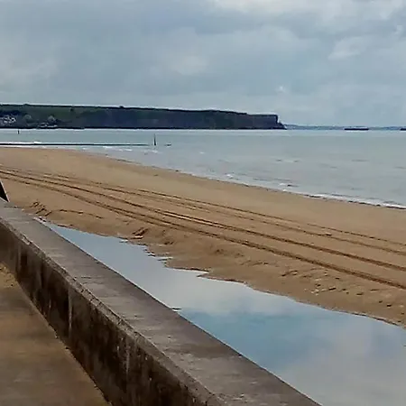 Prázdninový dům Jolie Colombe, Maison 3 Ch 2 Sdb Beau Jardin Terrasse Amenagee A 15 Mn A Pied De La Du Centre En Bessin Proche Golf Et D'omaha Et Bayeux Port-en-Bessin-Huppain