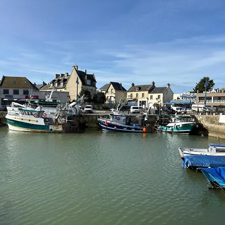 Jolie Colombe, Maison 3 Ch 2 Sdb Beau Jardin Terrasse Amenagee A 15 Mn A Pied De La Du Centre En Bessin Proche Golf Et D'omaha Et Bayeux Port-en-Bessin-Huppain