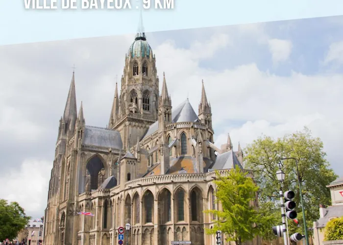 Jolie Colombe, Maison 3 Ch 2 Sdb Beau Jardin Terrasse Amenagee A 15 Mn A Pied De La Du Centre En Bessin Proche Golf Et D'omaha Et Bayeux Holiday home Port-en-Bessin-Huppain