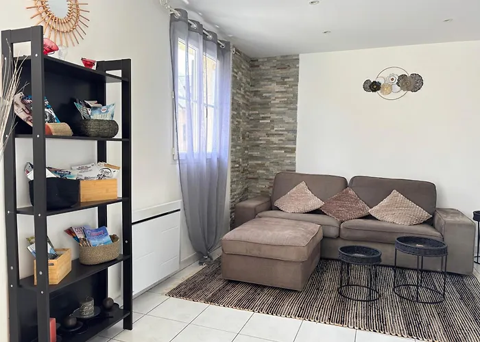 Jolie Colombe, Maison 3 Ch 2 Sdb Beau Jardin Terrasse Amenagee A 15 Mn A Pied De La Du Centre En Bessin Proche Golf Et D'omaha Et Bayeux * Port-en-Bessin-Huppain