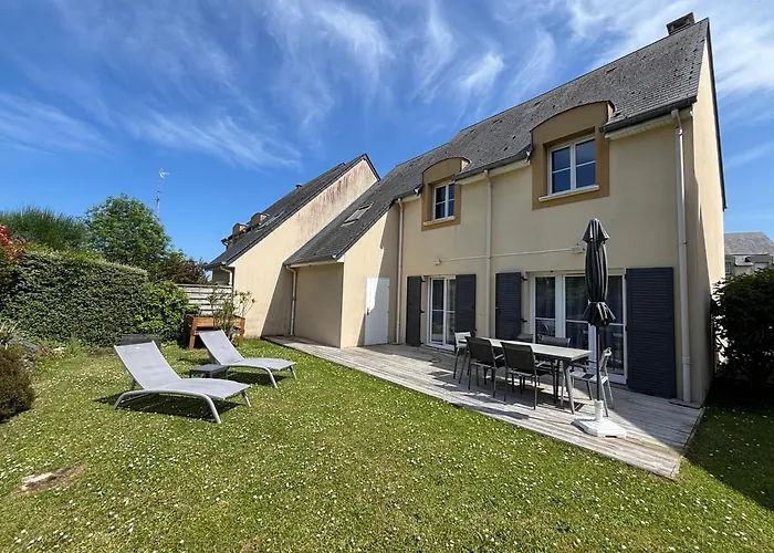 Jolie Colombe, Maison 3 Ch 2 Sdb Beau Jardin Terrasse Amenagee A 15 Mn A Pied De La Du Centre En Bessin Proche Golf Et D'omaha Et Bayeux Prázdninový dům