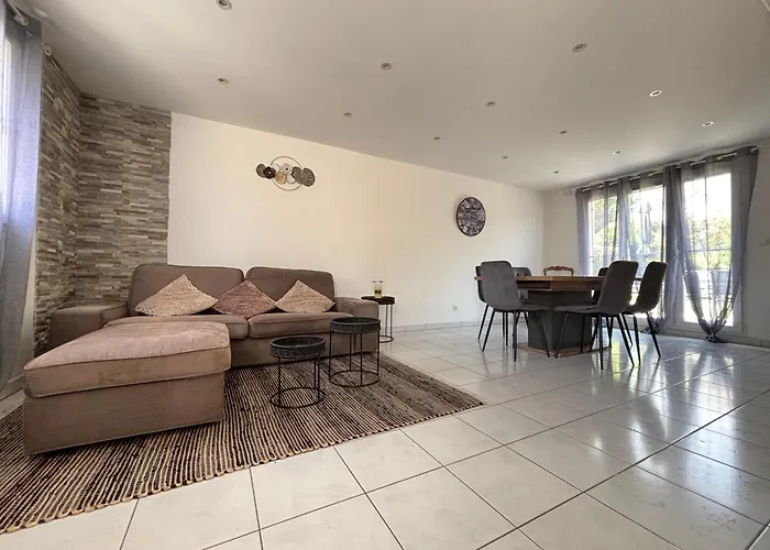 Jolie Colombe, Maison 3 Ch 2 Sdb Beau Jardin Terrasse Amenagee A 15 Mn A Pied De La Du Centre En Bessin Proche Golf Et D'omaha Et Bayeux Port-en-Bessin-Huppain